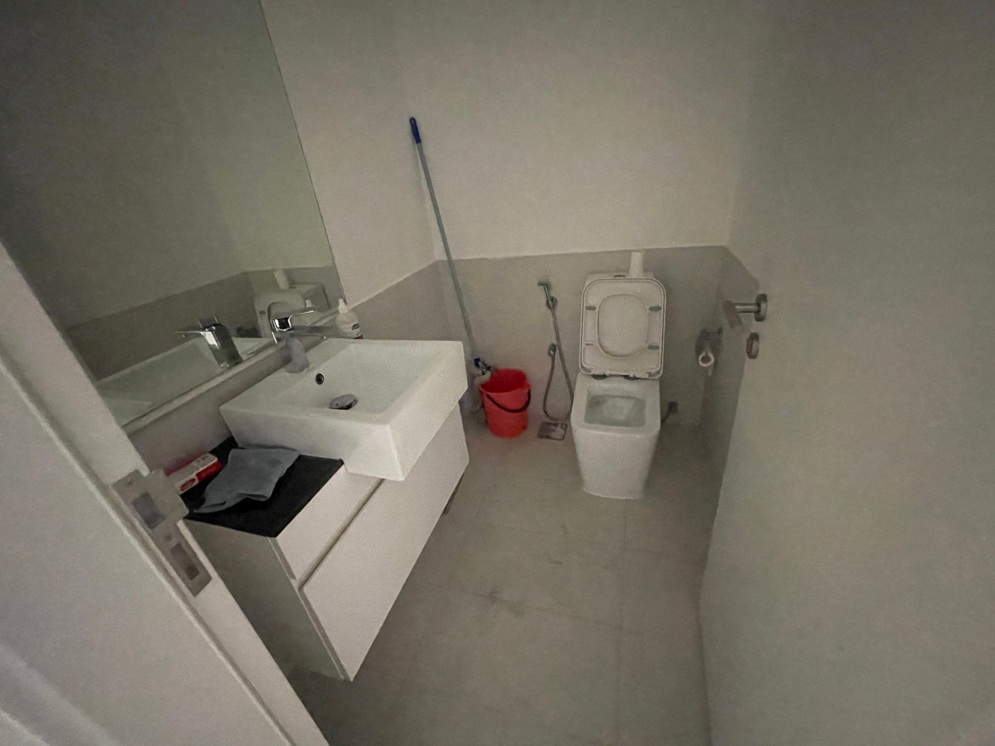 2 BEDROOMS || VILLA VIEW || TOP FLOOR 8